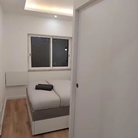 Lisbon South Bay Πανσιόν Αλμάδα