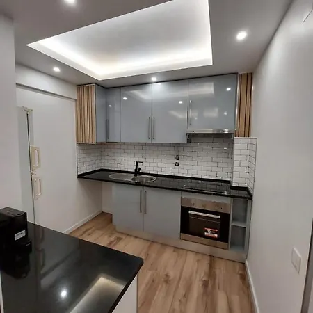 Lisbon South Bay Πανσιόν