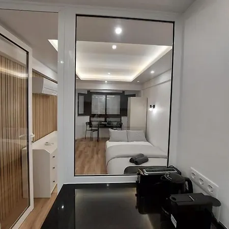 Lisbon South Bay Πανσιόν Αλμάδα